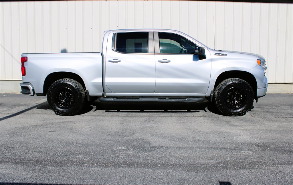 2022 Chevrolet Silverado 1500 RST's photo