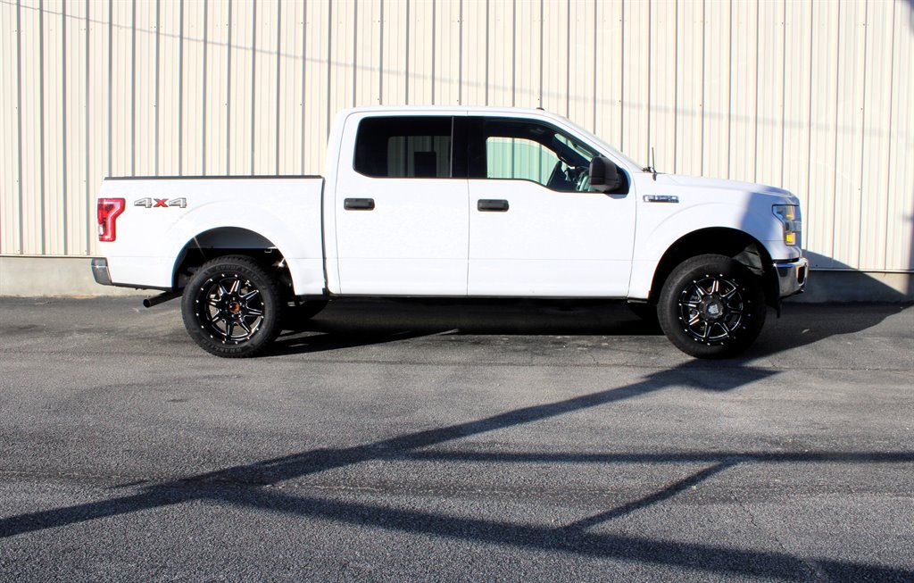 2017 Ford F-150 XLT's photo