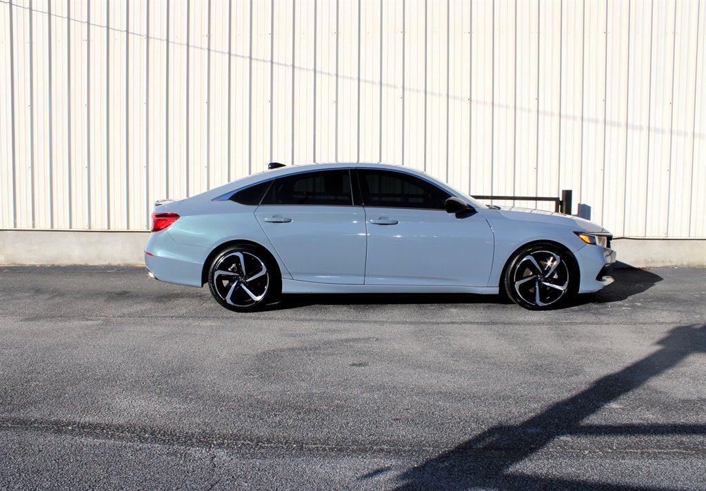 2021 Honda Accord Sport's photo