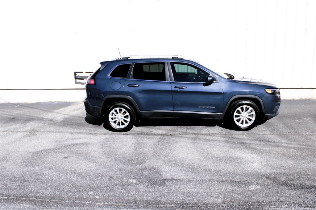 2019 Jeep Cherokee Latitude's photo