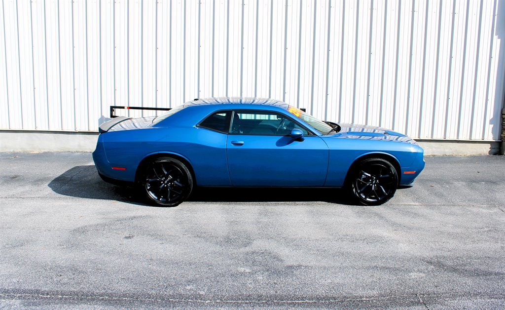 2023 Dodge Challenger SXT