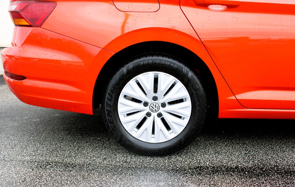 2019 Volkswagen Jetta S - Photo 6