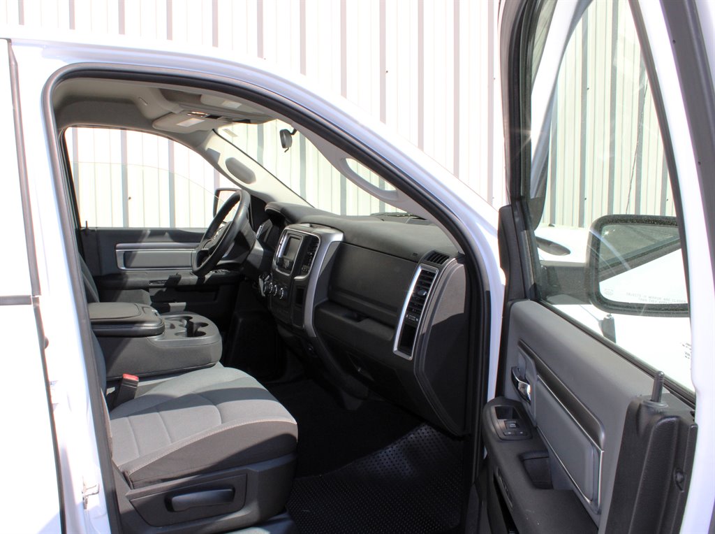 2022 RAM Ram 1500 Classic SLT - Photo 6