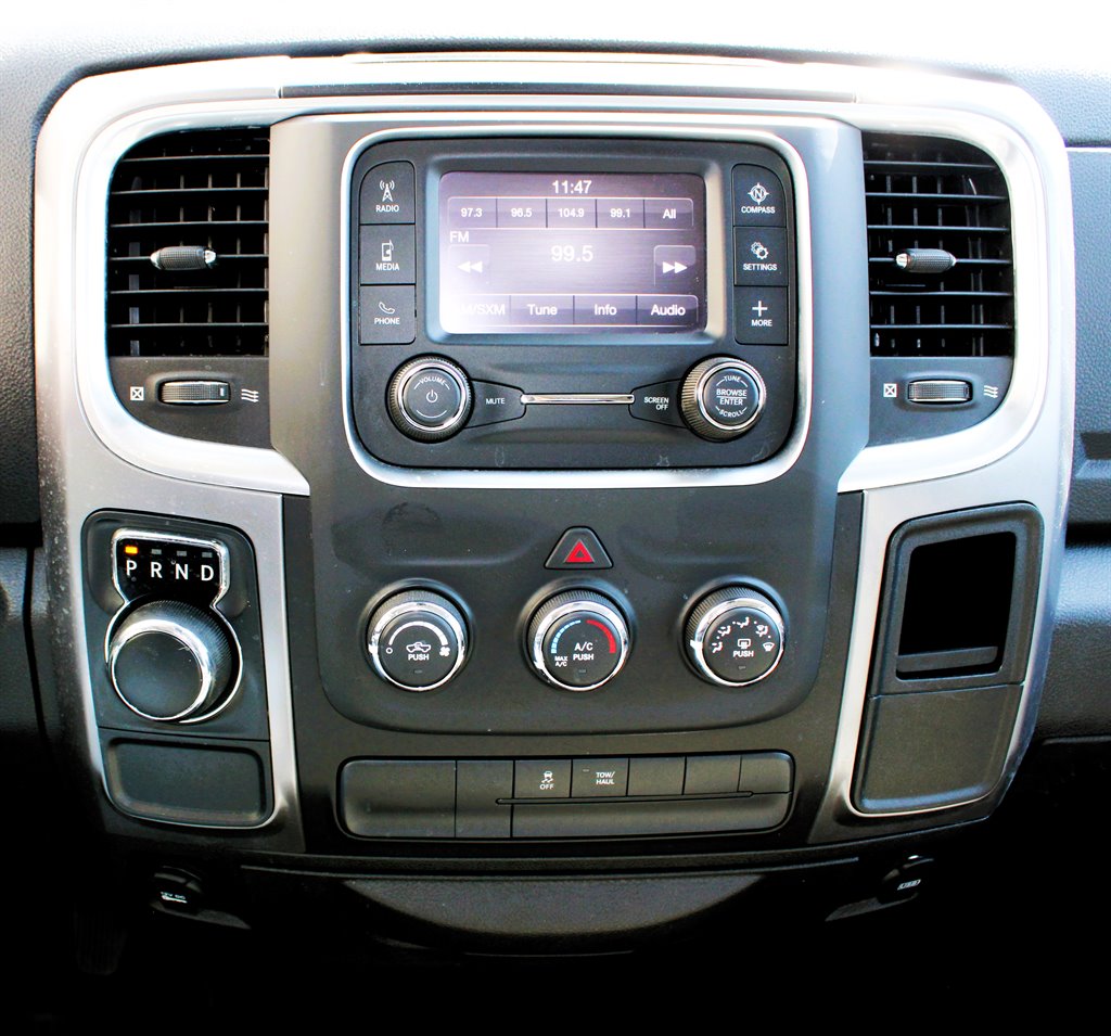 2022 RAM Ram 1500 Classic SLT - Photo 11