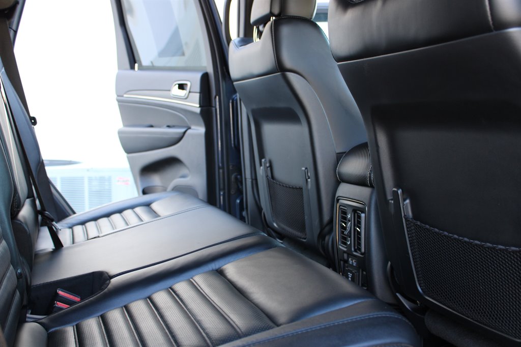 Jeep Grand Cherokee photo 19