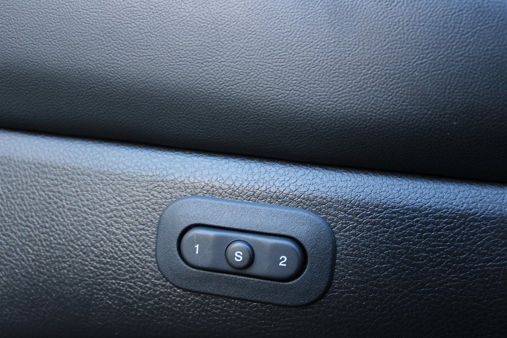 Jeep Grand Cherokee photo 14