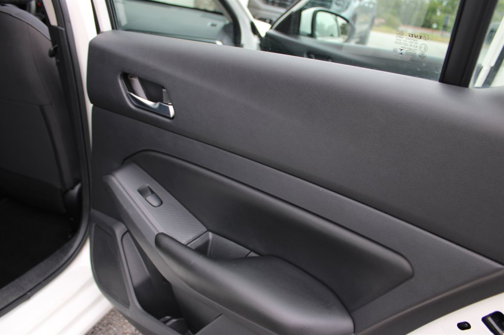 Nissan Altima photo 17