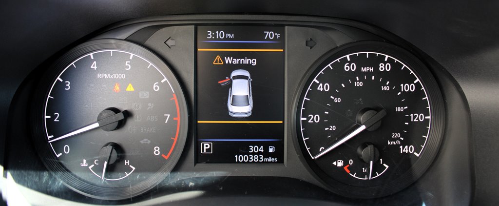 Nissan Altima photo 10