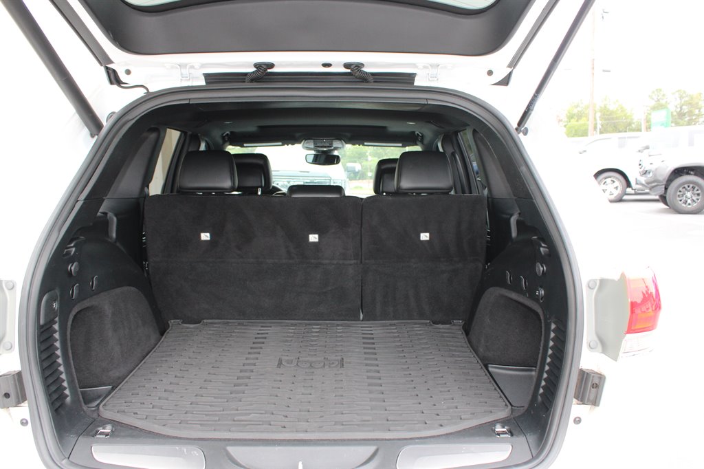 Jeep Grand Cherokee photo 6