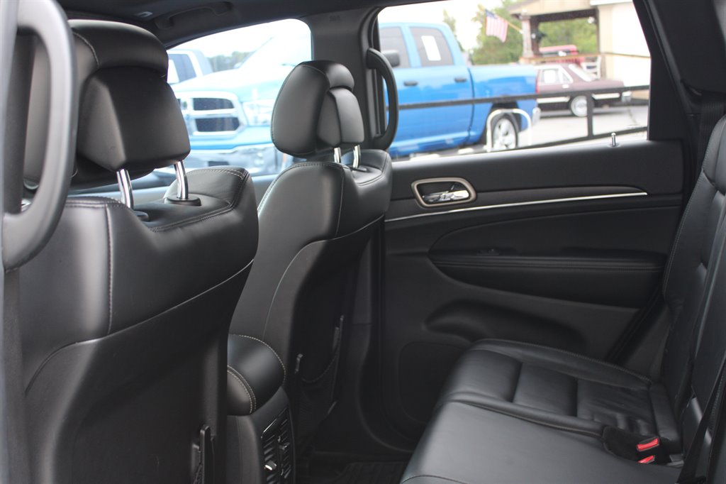 Jeep Grand Cherokee photo 19