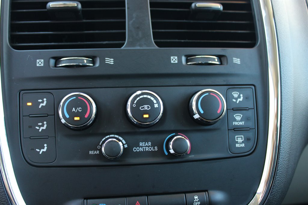Dodge Grand Caravan photo 17
