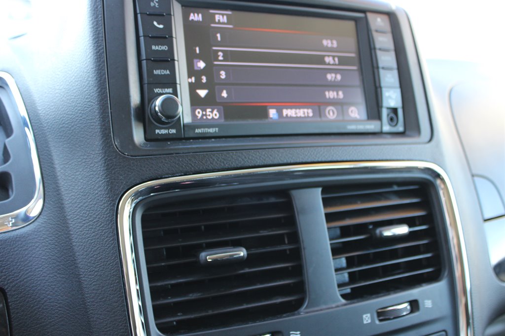Dodge Grand Caravan photo 15