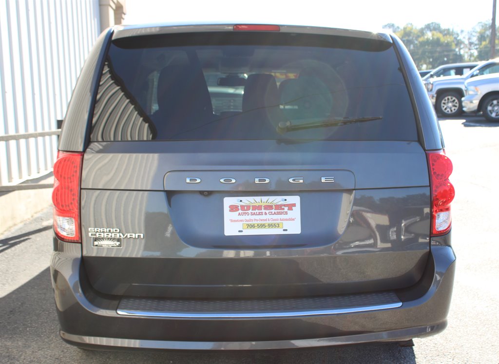 Dodge Grand Caravan photo 8