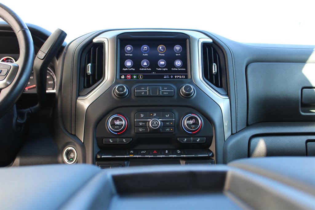 Chevrolet Silverado photo 23