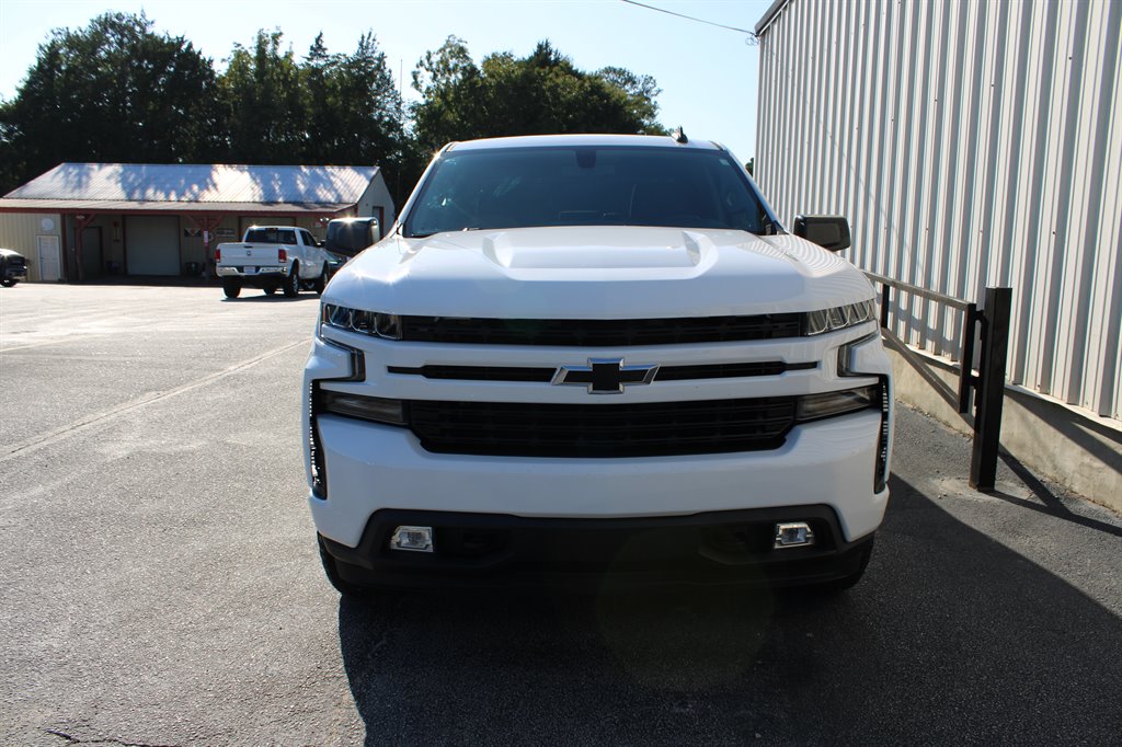 Chevrolet Silverado photo 4