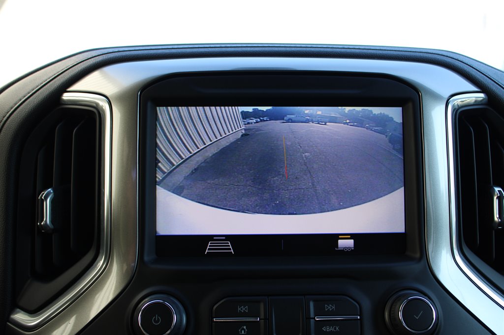 Chevrolet Silverado photo 27