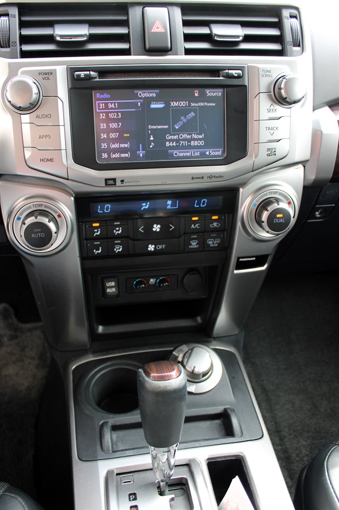 Toyota 4Runner photo 7