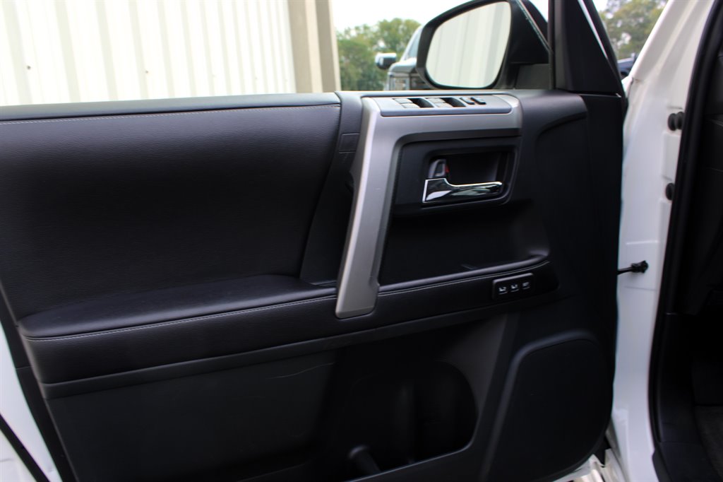 Toyota 4Runner photo 20