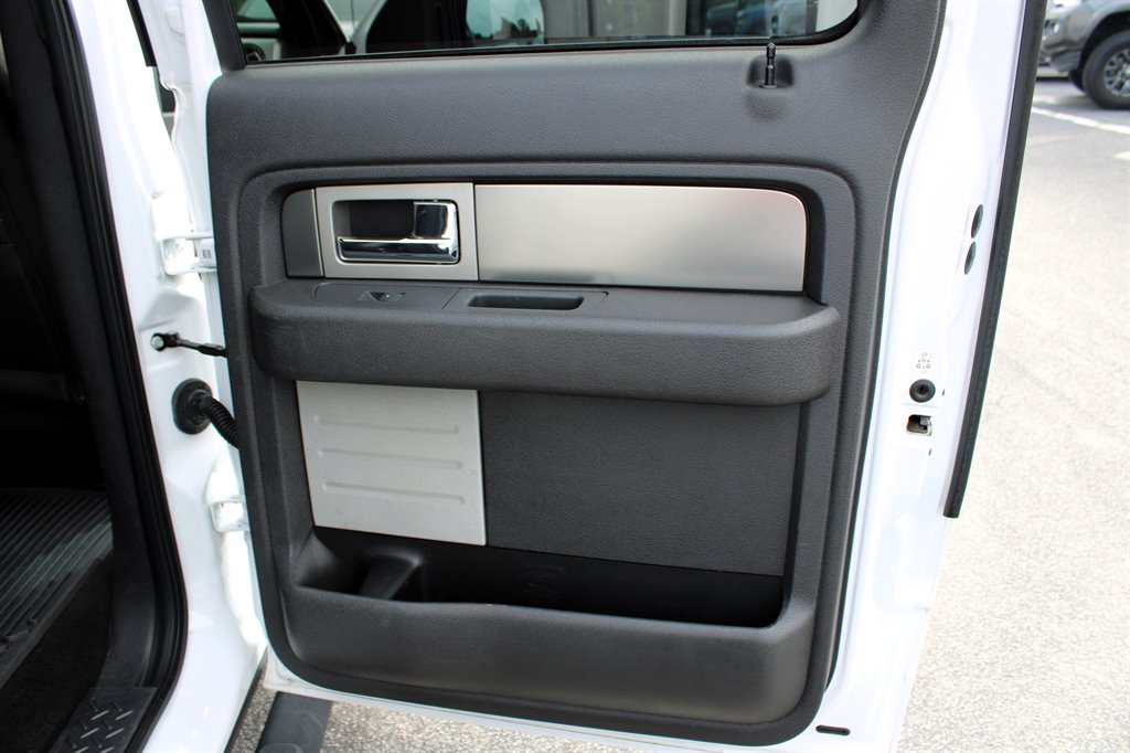 Ford F-150 photo 12