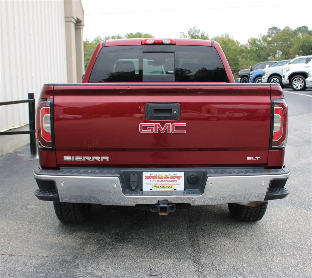 GMC Sierra photo 4