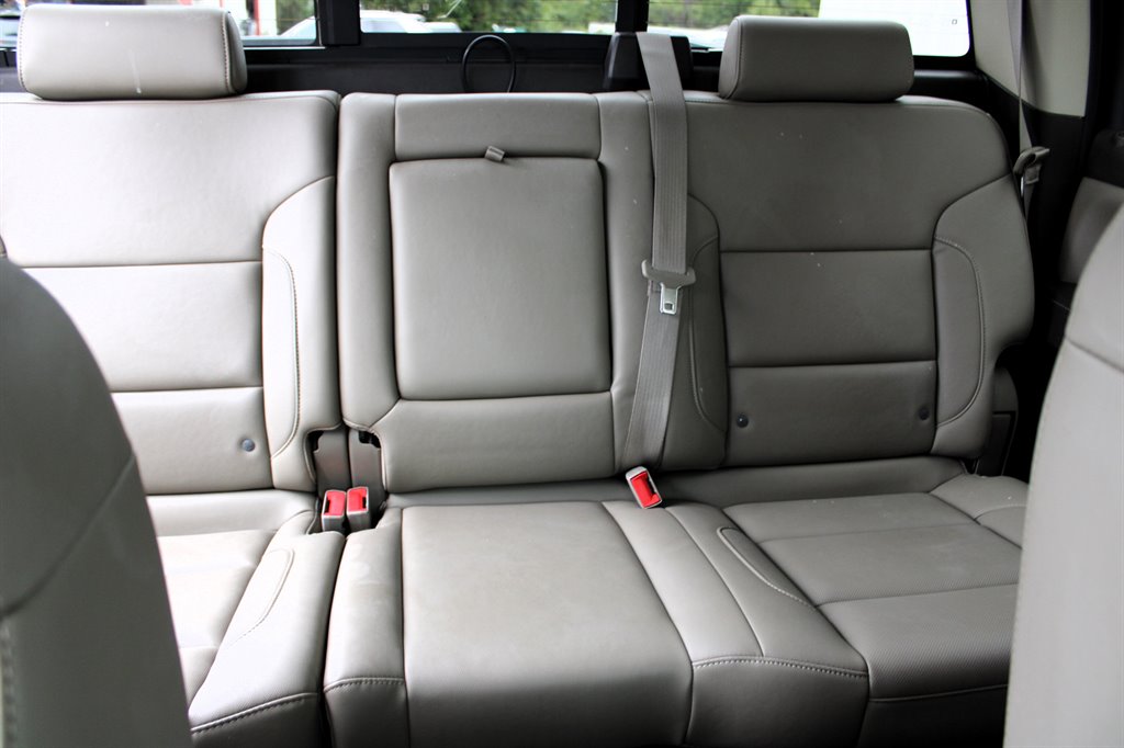 GMC Sierra photo 15
