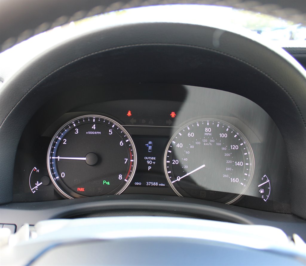 Lexus GS photo 10