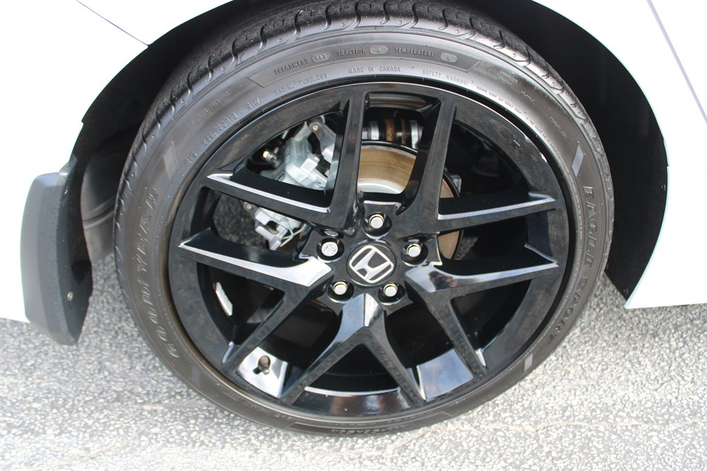 Honda Civic photo 4