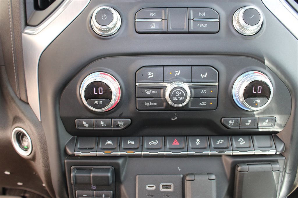 GMC Sierra photo 19