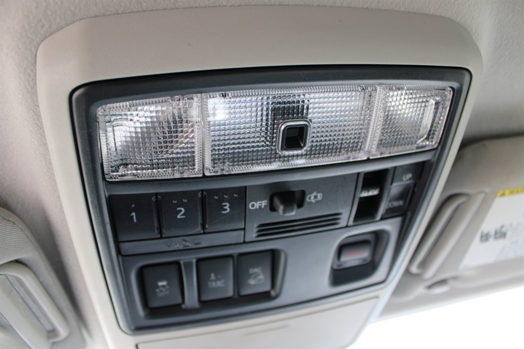 Toyota 4Runner photo 17