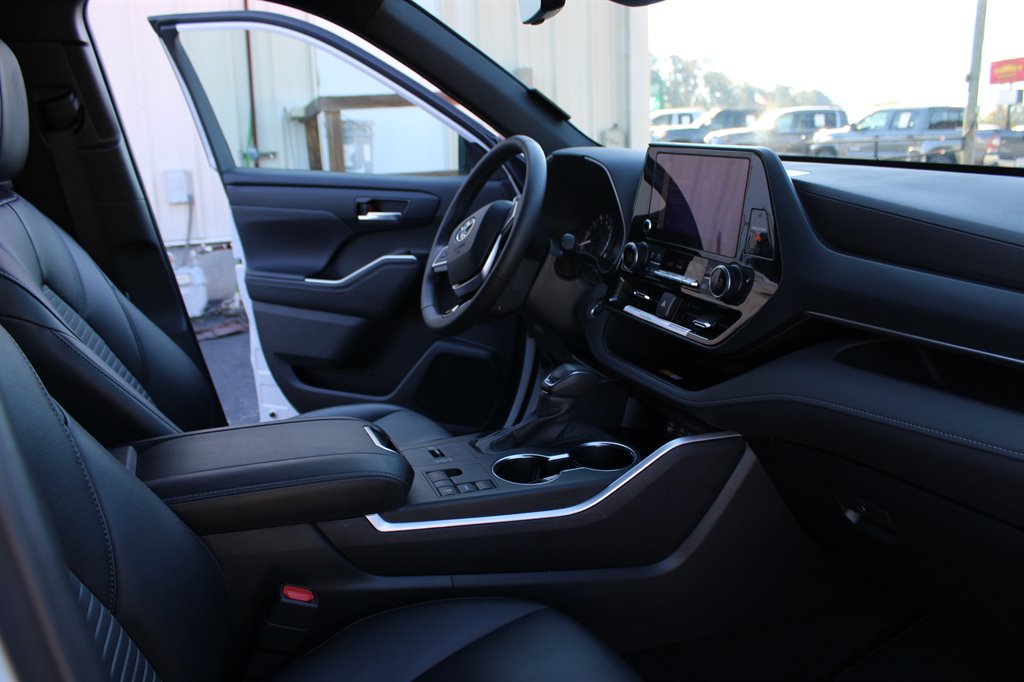 Toyota Highlander photo 32