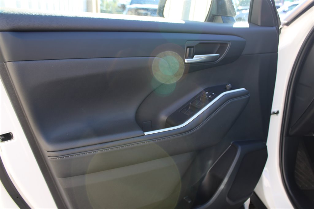Toyota Highlander photo 10