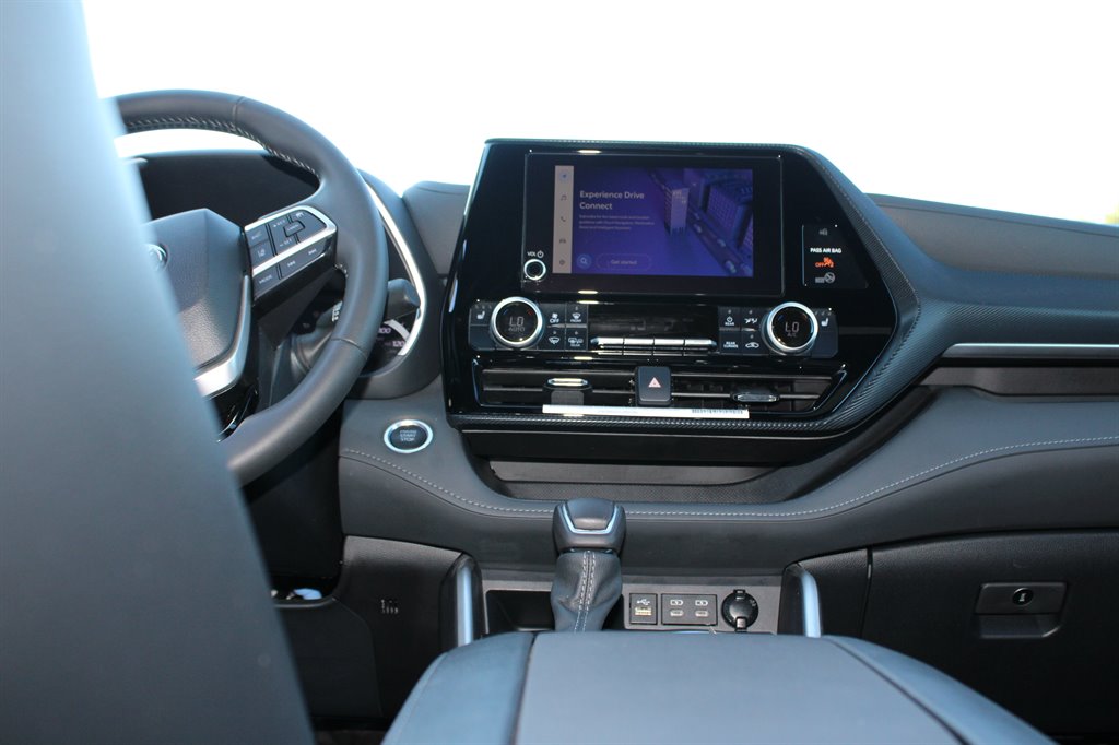 Toyota Highlander photo 25