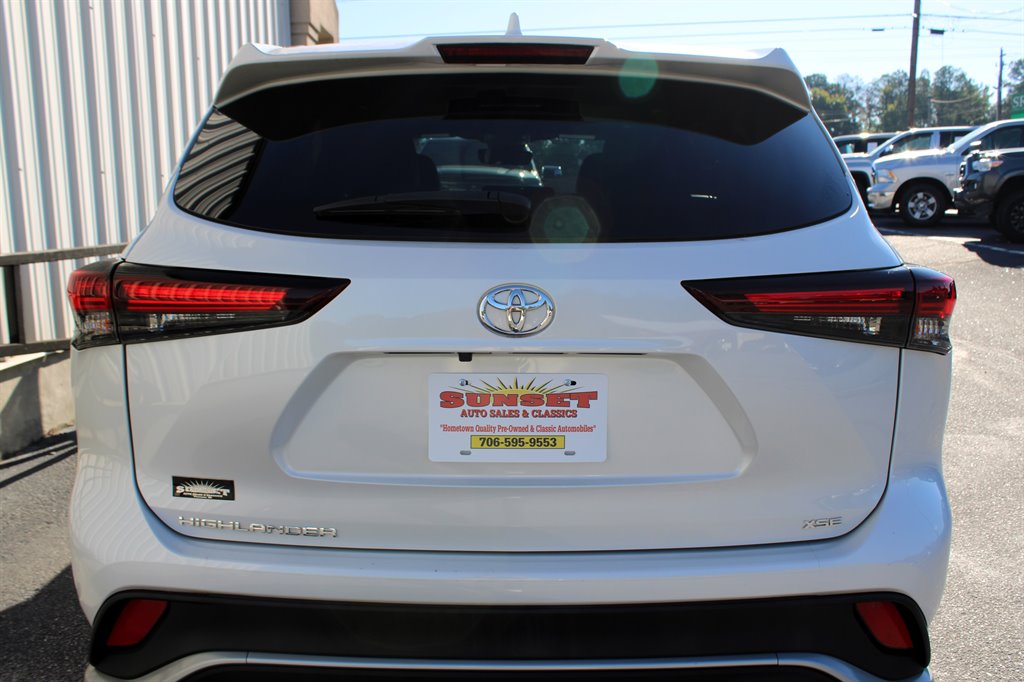 Toyota Highlander photo 6