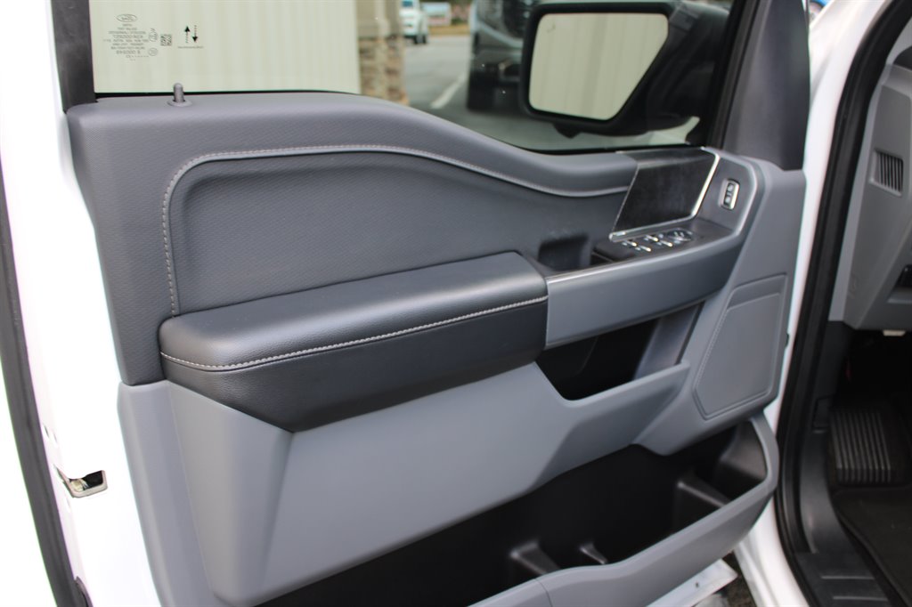 Ford F-150 photo 8