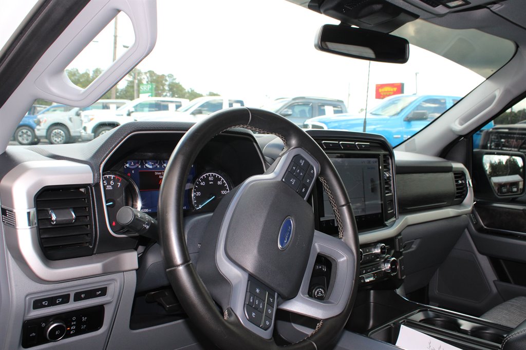 Ford F-150 photo 11