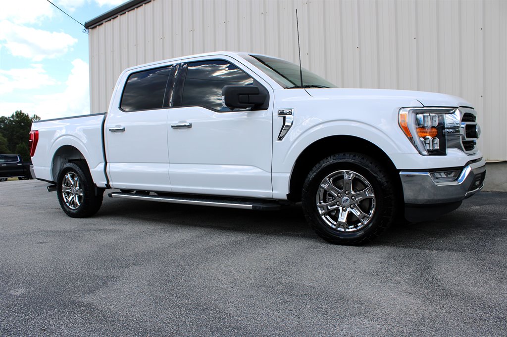 Ford F-150 photo 2