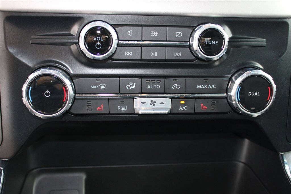 Ford F-150 photo 17