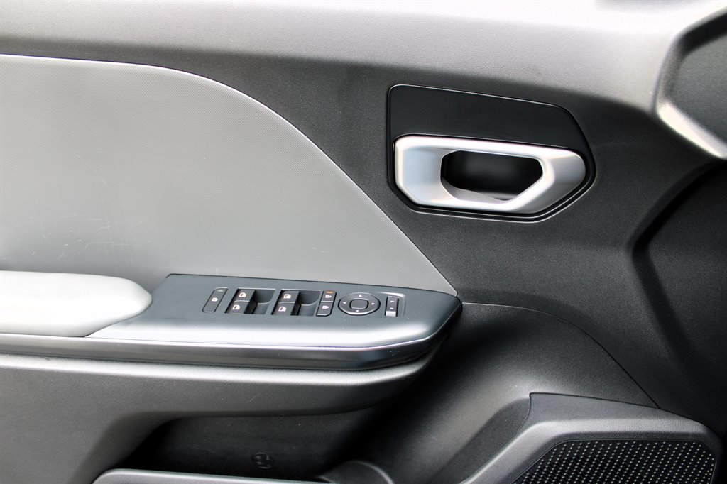 Kia K4 photo 9