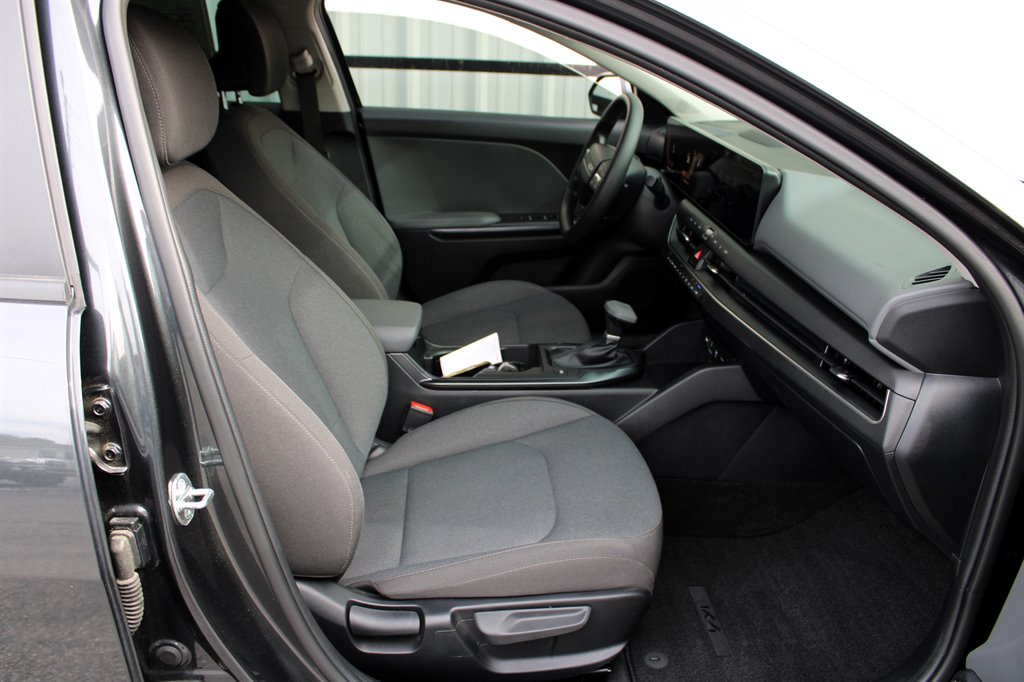 Kia K4 photo 11